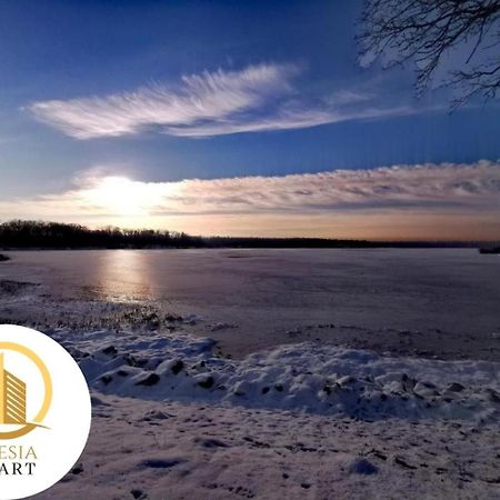 Apartament Szary Тичи Екстериор снимка