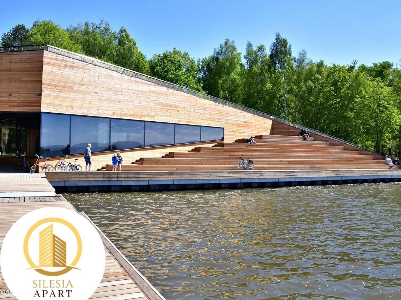 Apartament Szary Тичи Екстериор снимка