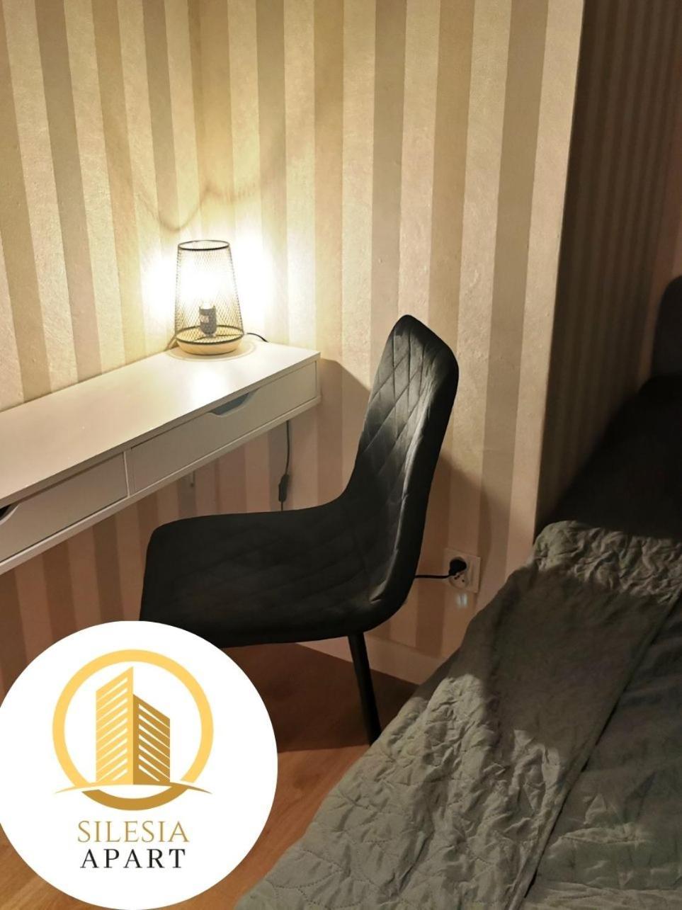 Apartament Szary Тичи Екстериор снимка