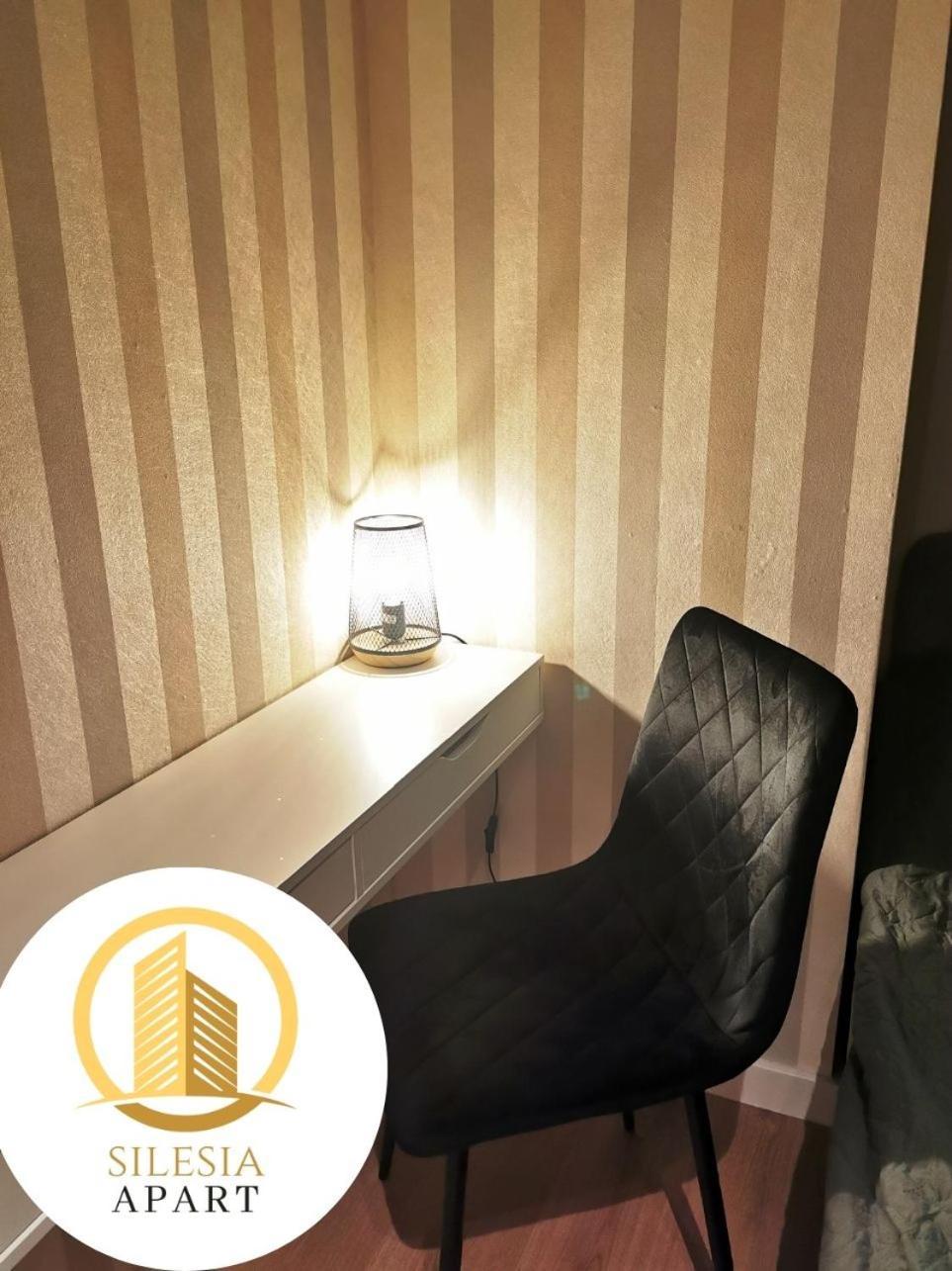 Apartament Szary Тичи Екстериор снимка